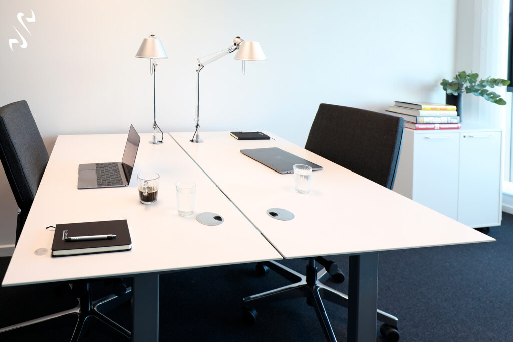 kontor skrivebord af Morten Steno - Steno Studio ApS - 2019-10-30