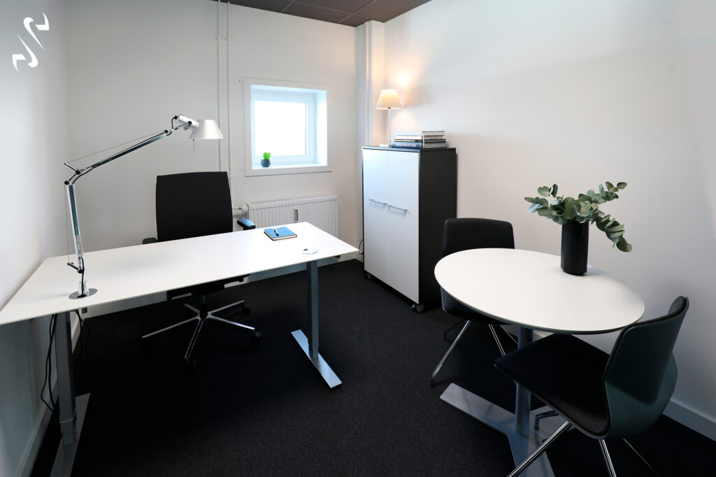enmands kontor af Morten Steno - Steno Studio ApS - 2019-10-30